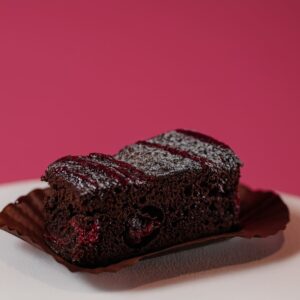 Тістечко Брауні з вишнею