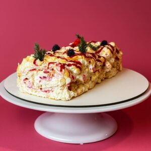 Меренговий рулет